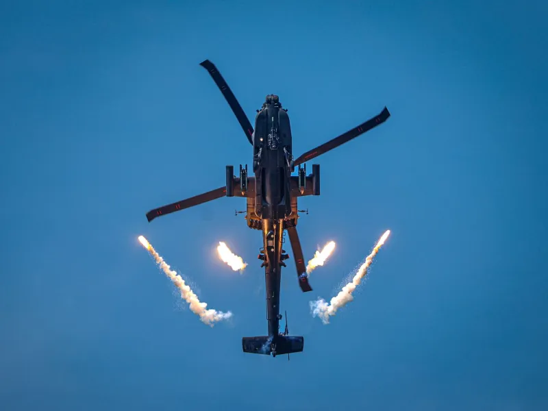Low and Lethal: The Apache Gunship Pilots Who Fought Iraq's Forgotten Air War